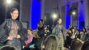 Fashion-show-menampilkan-karya-perancang-dari-India.jpg