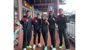 Foto-bersama-empat-atlet-dan-satu-pelatih-Kickboxing.jpg