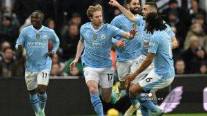 Gelandang-Manchester-City-Belgia-17-Kevin-De-Bruyne-tengah.jpg