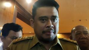 Gubernur-Sumut-Bobby-Nasution-saat-diwawancarai-di-Hotel-JW-Marriott.jpg