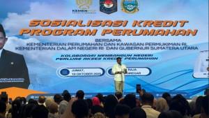 Gubernur-Sumut-Bobby-Nasution-saat-memberi-sambutan-di-acara-sosialisasi-_.jpg