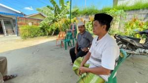Habibullah-Lubis-saat-ditemui-di-klinik-istrinya-_1.jpg
