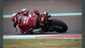 Hasil-WSBK-Indonesia-2023Alvaro-Bautista-Cetak-Kemenangan-Penting-Race-1-Lanjutkan-Dominasi.jpg