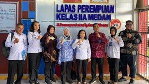Ibu-Agustinawati-Nainggolan-menerima-Kunjungan-dari-Tim-AHU.jpg