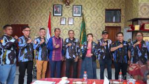 Ikatan-Pemuda-Karya-Kabupaten-Toba-Berkomitmen-Berkontribusi-dalam-Pembangunan-Sosial-budaya.jpg