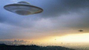 Ilustrasi-penampakan-UFO.jpg