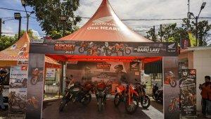 Indako-Trading-Coy-menggelar-exhibition-untuk-jawab-kerinduan-pecinta-motor-sport-dan-skutik-Honda.jpg