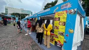 JELAJAH-KULINER-Suasana-meriah-di-area-bazar-Jelajah-Kuliner.jpg