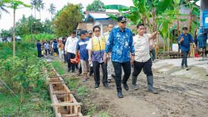 Jalan-rusak-parah-di-Medan-Marelan_Wali-Kota-Rico-Waas-Janji-Diperbaiki-Minggu-Depan_.jpg