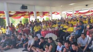 Jeka-Saragih_Warga-dan-Bupati-Simalungun-tonton-laga-Jeka-Saragih.jpg