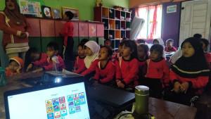 KAMPUNG-DIGITAL-Anak-anak-PAUD-Annisa-di-Desa.jpg