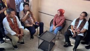 KUNJUNGI-RUMAH-SUBSIDI-Menteri-Perumahan.jpg