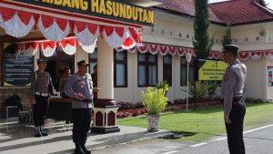 Kapolres-Humbahas-AKBP-Hary-Ardianto-Polisi-rw.jpg