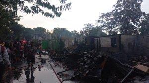 Kebakaran-besar-menghanguskan-52-rumah.jpg