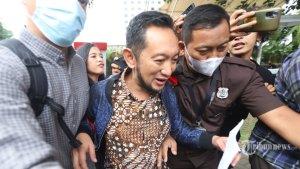 Kepala-Bea-Cukai-Makassar-Andhi-Pramonooooo.jpg