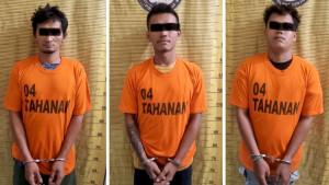 Ketiga-tersangka-dan-barang-bukti-narkoba-jenis-sabu-diamankan-Sat-Res-Narkoba.jpg
