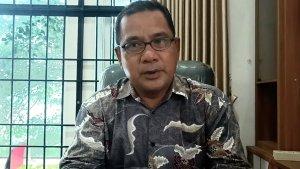 Ketua-KPUD-Toba-Sugar-Sibarani-saat-ditemui.jpg
