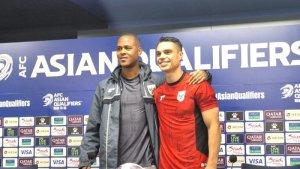 Kluivert-dan-pelupessy.jpg