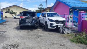 Kondisi-mobil-Fortuner-dan-Innova-Reborn-yang-mengalami-kerusakan.jpg