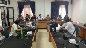 LINTAS-KOMISI-DPRD-Deli-Serdang-menggelar-Rapat-Dengar.jpg