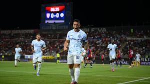 Lautaro-Cagliari-vs-inter-milan.jpg