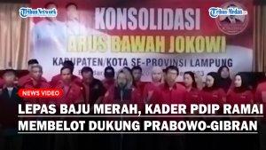 Lepaskan-Baju-Merah-Sejumlah-Kader-PDIP-di-Lampung-Dukung-Prabowo-Gibran.jpg
