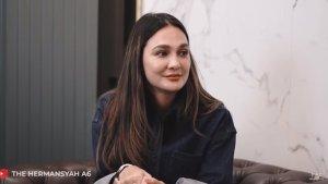 Luna-Maya-sebut-dirinya-sempat-berpacaran-selama-3-tahun-dengan-bule.jpg