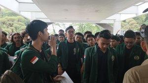Mahasiswa-USU-sampaikan-keresahan-orang-tua-mahasiswa-baru-terhadap.jpg