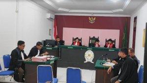 Majelis-hakim-yang-diketuai-Zaldi-Dharmawan-Putra.jpg