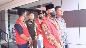 Mantan-Sekretaris-Disdik-Labura-Ditahan.jpg