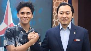 Mario-Aji-bertemu-Edhie-Baskoro-Yudhoyono-Ibas.jpg