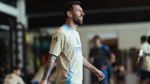 Messi-argentina-latihan.jpg
