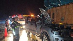 Mobil-yang-Ditumpangi-Pak-Camat-di-Riau-Hancur-Usai-Tabrak-Fuso-2-Penumpang-Lain-Tewas.jpg