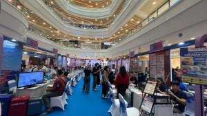PAMERAN-WISATA-Suasana-di-booth-booth-travel-agent.jpg