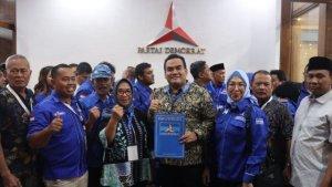 Pasangan-Arief-Rohman-dan-Sri-Setyorini-Maju-Pilkada.jpg