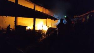Pasar-Sidikalang-Blok-D3-hangus-terbakar.jpg