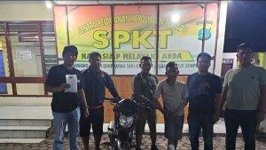 Pelaku-curanmor-saat-diamankan-Polsek-Binjai-Sumatera-Utara-Rabu-2732024.jpg
