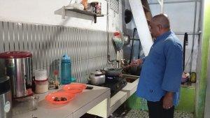 Pelanggan-Jargas-di-Lubuk-Pakam-sedang-memasak-di-rumah.jpg