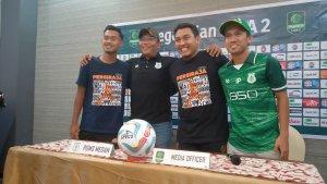 Pelatih-PSMS-Miftahudin-saat-temu-pers-jelang-laga-kandang-melawan-Persija.jpg
