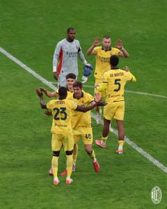 Pemain-ac-milan-puncaki.jpg