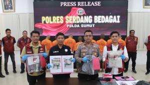 Pencuri-Besi-Mesin.jpg