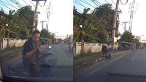 Pengendara-sepeda-motor-meminta-maaf-ketika-nyaris-tertabrak.jpg