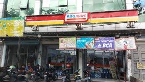 Perampokan-terjadi-di-gerai-Alfamart-Jalan-Menteng-VII-kecamatan-Medan-Denai-Kota-Medan.jpg