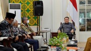 Pj-Gubernur-Sumatera-Utara-Sumut-Agus-Fatoni-menerima.jpg