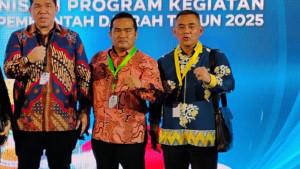 Plh-Sekda-Binjai-Chairin-Simanjuntak-paling-kanan.jpg