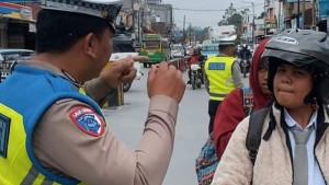 Polres-Humbang-Hasundutan-menigfv.jpg