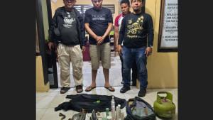 Polres-Simalungun-amankan-Herry-Purba-pelaku-pencurian-di-rumah-pendeta.jpg