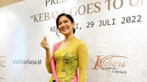 Potret-Dian-Sastrowardoyo-Pakai-Kebaya-Seharga-Rp55-Ribu-Beli-Kain-Rp7-Ribuan.jpg