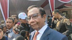 Presiden-Gus-Dur-Mahfud-MDsd.jpg