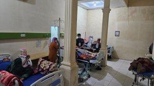 Puluhan-warga-keracunan-gas-dibawa-ke-rumah-sakit-Kamis-2222024.jpg